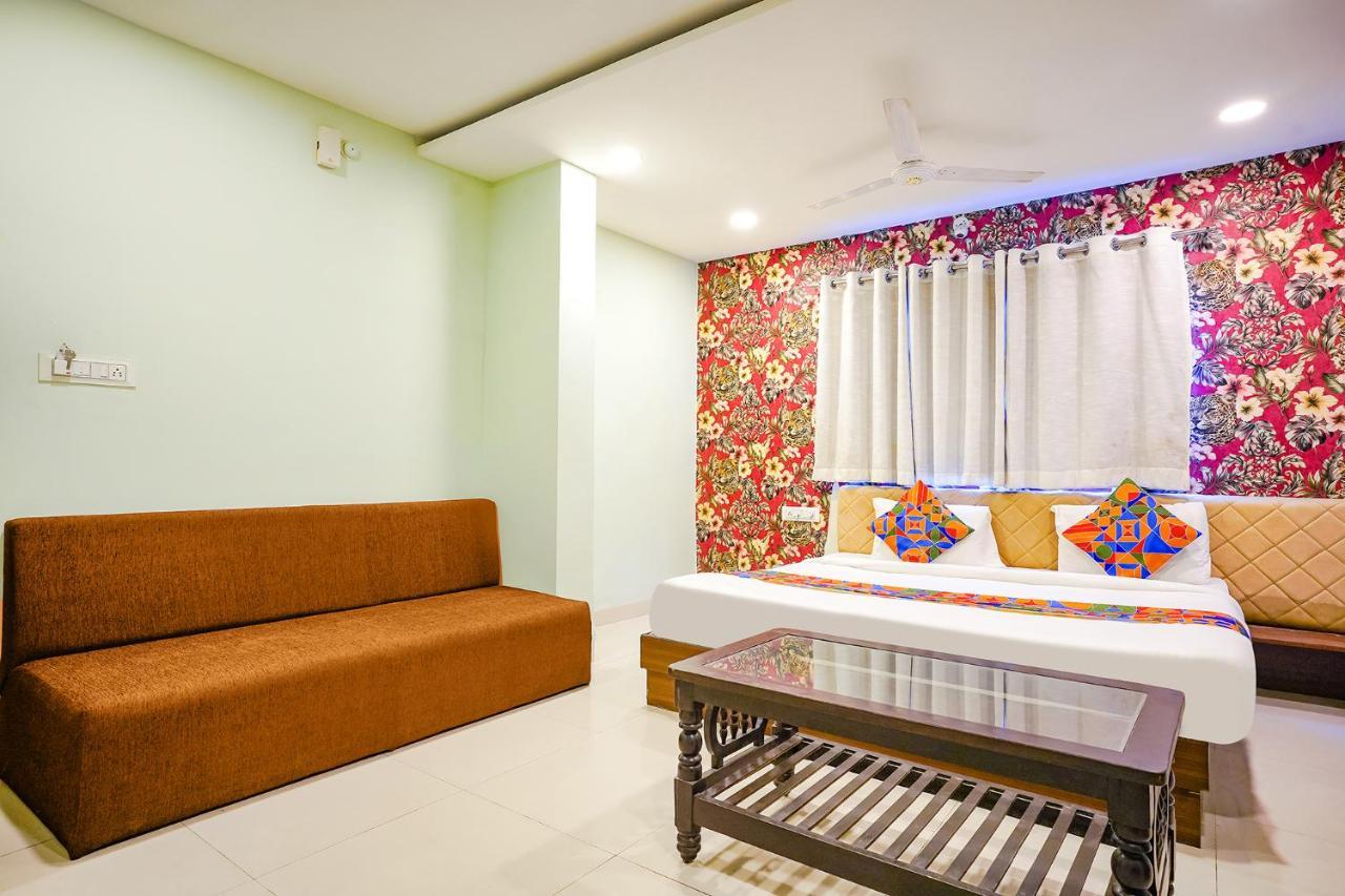 Fabhotel Uday Vilas Ιντόρ Εξωτερικό φωτογραφία
